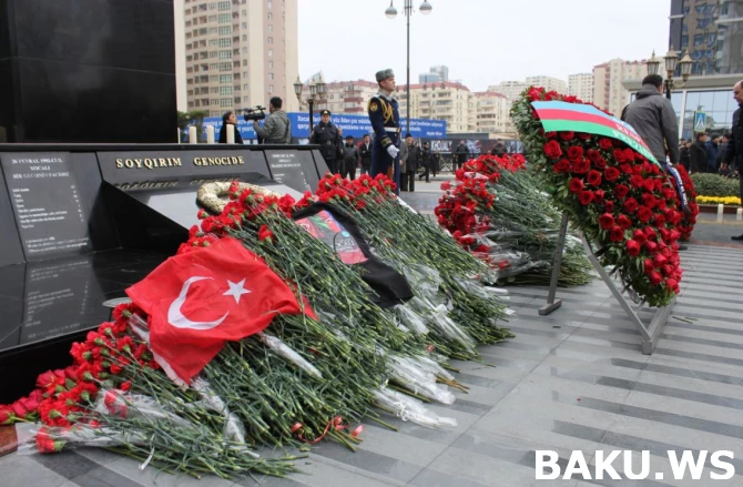 В Азербайджане чтят память жертв Ходжалинского геноцида - ФОТОСЕССИЯ