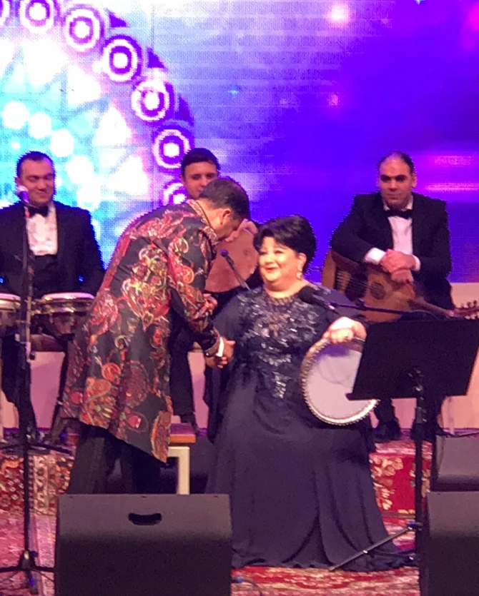 Könül Xasıyeva yenidən səhnəyə çıxdı - Sarayda konsert verdi (VİDEO)