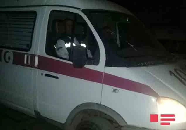 В Азербайджане избили прибывших по вызову сотрудников скорой помощи (фото)