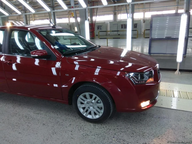 В Азербайджане начался выпуск первых автомобилей совместного с Ираном производства (фото)