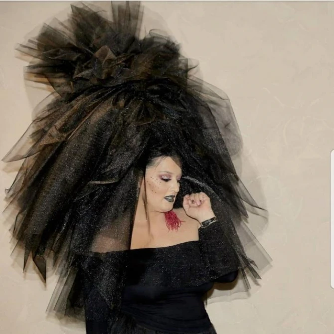 Qara fatalı Elza Seyidcahan - FOTO