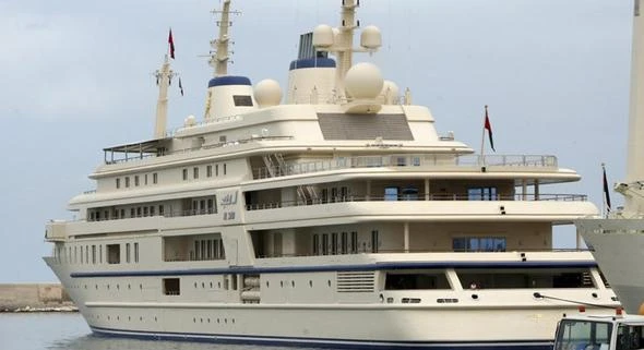 Dünyanın ən bahalı yaxtaları - Qızıldan olanı da var, SİYAHI