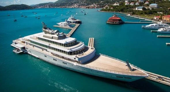 Dünyanın ən bahalı yaxtaları - Qızıldan olanı da var, SİYAHI