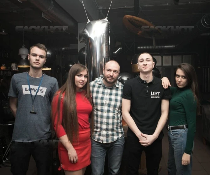 20-летняя инста-красавица шокировала своей реальной внешностью (фото)