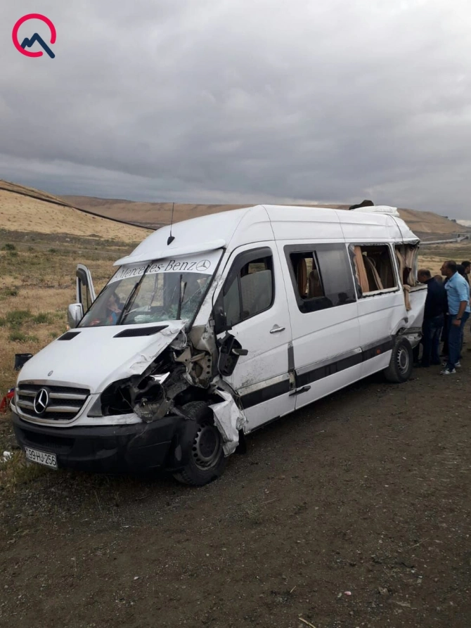 Nabrandan Bakıya gələn 3 avtobus qəzaya uğradı - Yaralılar var (FOTO)