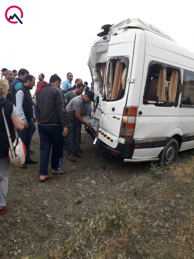 Nabrandan Bakıya gələn 3 avtobus qəzaya uğradı - Yaralılar var (FOTO)