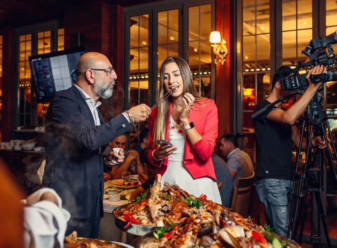 Ərdoğanın aşpazı Azərbaycanda iftar süfrəsi verdi - FOTO
