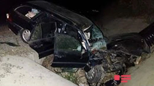 Страшное ДТП в Азербайджане - автомобиль врезался в стадо скота, 3 погибших (фото)