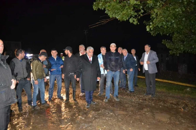 Природное бедствие в Азербайджане: дома подтопило, есть пострадавшие (фото)