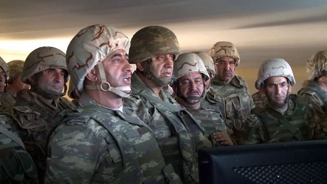 Qoşunlarımız döyüş tapşırıqlarını planlaşdırır - FOTO