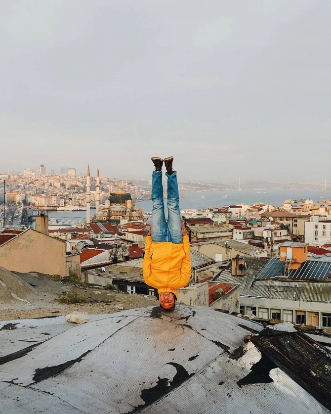 Başıaşağı insan - Dünya ondan danışır - FOTOLAR