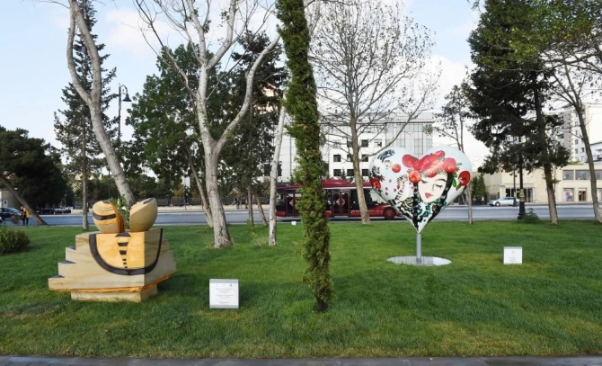 Prezident və xanımı 37 min kvadratmetrlik nəhəng park kompleksində (FOTO)