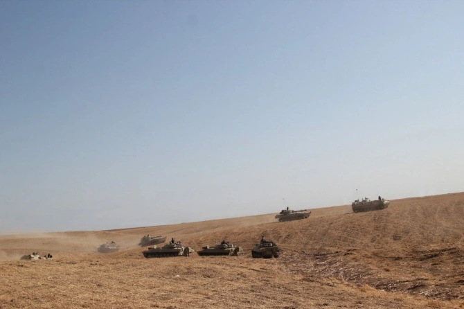 Azərbaycan ordusunun tankları işə düşdü – FOTO