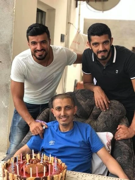 Azərbaycanlı futbolçu xərçəngdən vəfat etdi – FOTO