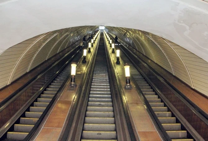 С этого числа станция метро 