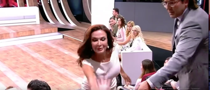 Известная актриса в программе Малахова ударила женщину: 
