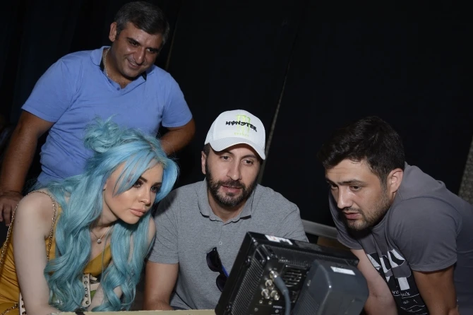 Aygün Kazımova və Miri Yusifdən sonra dünyaya səs salan azərbaycanlı ifaçı - VİDEO+FOTO