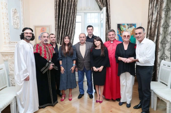 Лейла Алиева посмотрела премьеру спектакля 