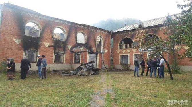 Azərbaycanda biznesmen dayısının villasını yandıran şəxs tutuldu – FOTO
