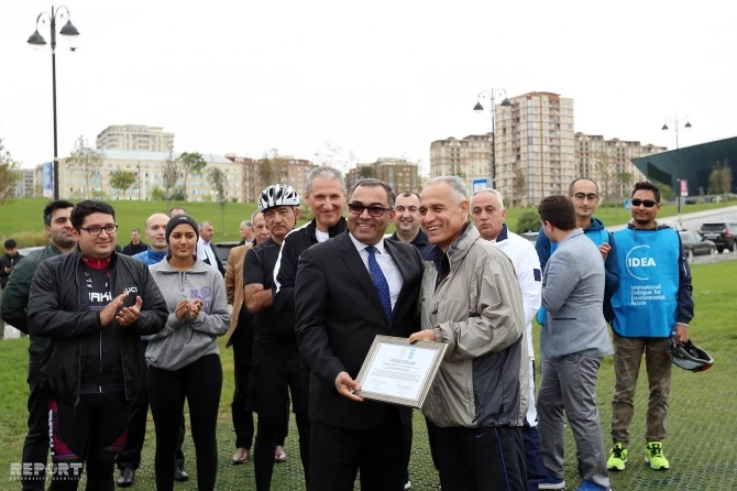 Bakıda “Az avtomobil, çox həyat” şüarı ilə veloyürüş keçirilib - FOTO