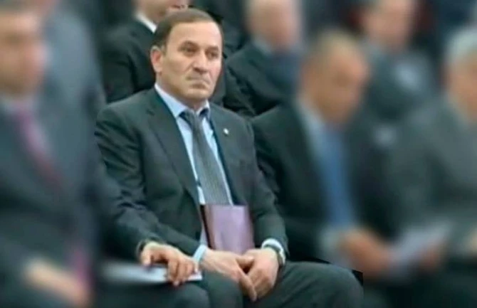 Elmar Vəliyevin “sağ əlinə” cinayət işi açıldı - 100 min dollarlıq İTTİHAM