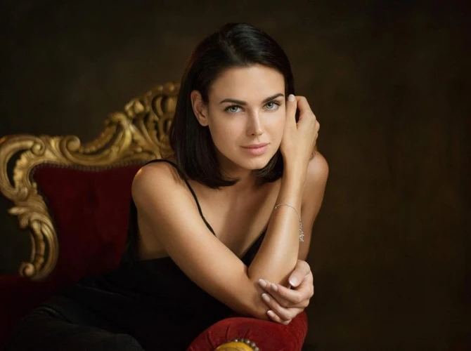 Ирина Антоненко из фильма о Муслиме Магомаева снялась в гламурной ФОТОСЕССИИ