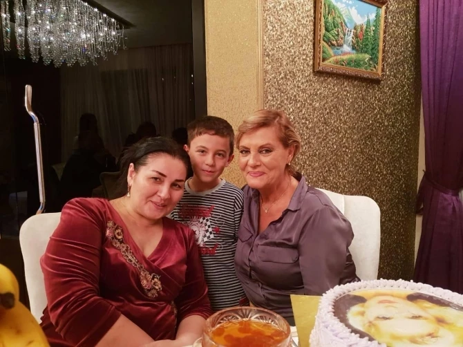 9-летний азербайджанец очаровал легендарную певицу - ФОТО+ВИДЕО