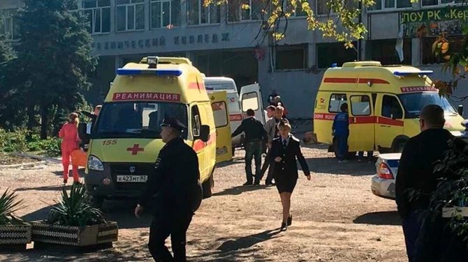 Сильный взрыв в колледже Крыма: погибли 10 человек, около 50 ранены - ВИДЕО