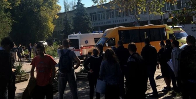Сильный взрыв в колледже Крыма: погибли 10 человек, около 50 ранены - ВИДЕО Сильный взрыв в колледже Крыма: погибли 10 человек, около 50 ранены - ВИДЕО