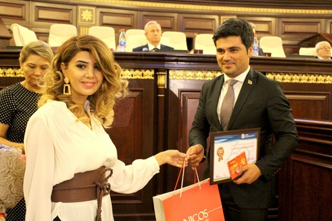 NBC Bank gənc iqtisadçıları mükafatlandırdı - FOTO