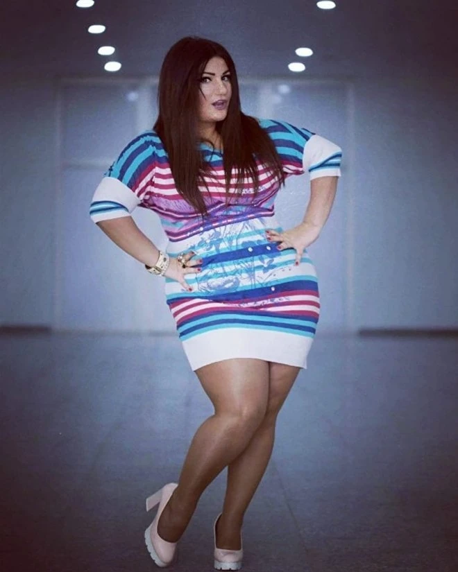 Очаровательная плюс-сайз модель Азербайджана - ФОТО