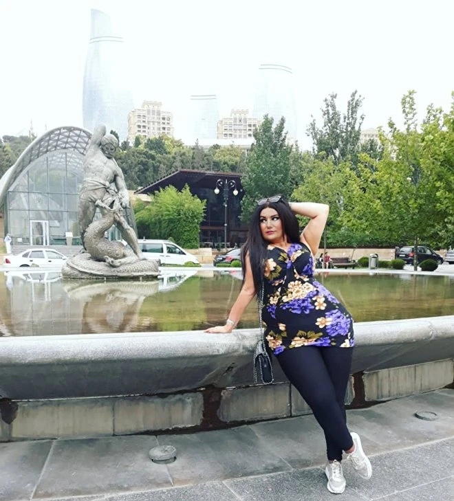 Очаровательная плюс-сайз модель Азербайджана - ФОТО