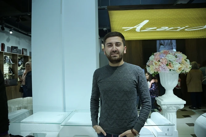 Xırdalanın ən böyük geyim mağazası açıldı -  “Azəri still” hər kəsi heyran etdi (VİDEO)