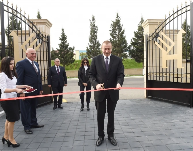 Президент и первая леди приняли участие в открытии Агдамского филиала 