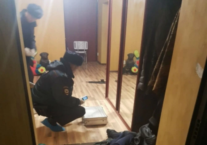 Проснулся от стона жены, после чего застрелил ее и своего брата - ВИДЕО 18+