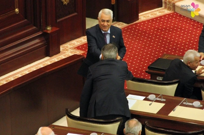 Rəsmilər qeyri-rəsmi - FOTO