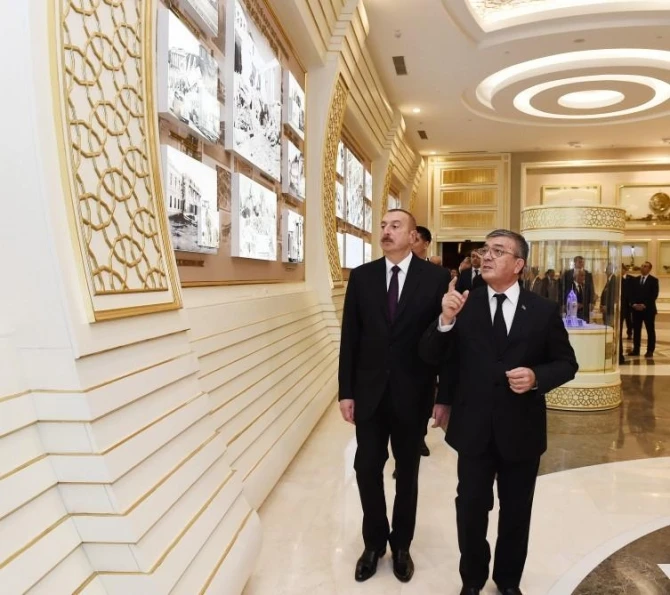 İlham Əliyev Türkmənistana rəsmi səfərə gedib - YENİLƏNİB + FOTO