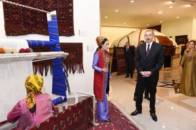 İlham Əliyev Türkmənistana rəsmi səfərə gedib - YENİLƏNİB + FOTO