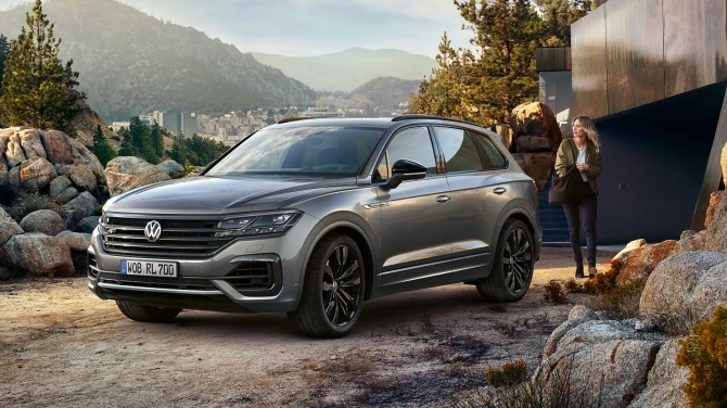 Volkswagen yeni möhtəşəm Touareg-lərini Azərbaycana göndərir - FOTOLAR
