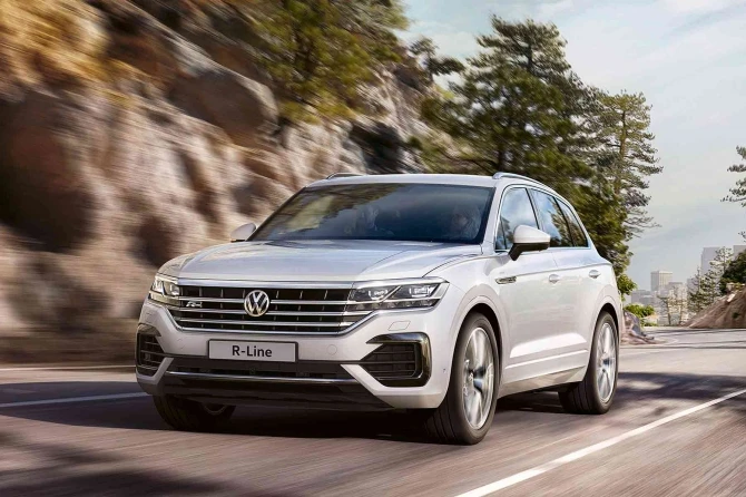 Volkswagen yeni möhtəşəm Touareg-lərini Azərbaycana göndərir - FOTOLAR