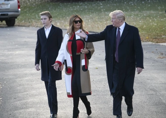 Стиль одежды 12-летнего сына Трампа удивил пользователей Сети - ФОТО