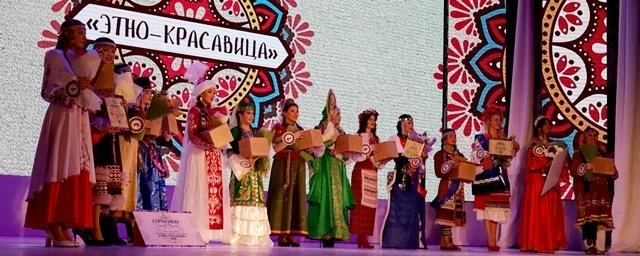 Азербайджанка стала первой этнокрасавицей Камчатки – ФОТО
