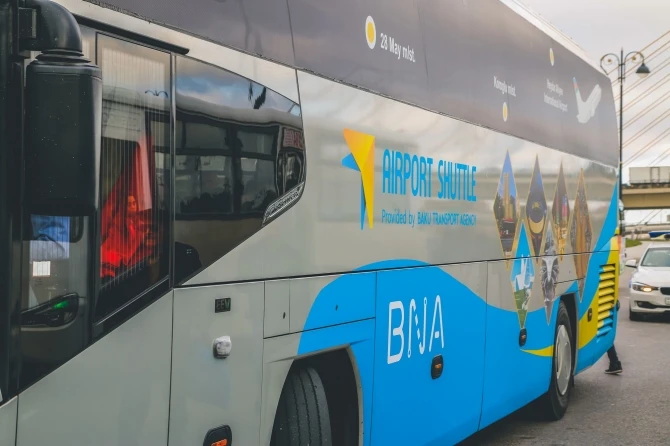 Ekspres xətt avtobuslarının xarici tərtibatında dəyişiklik edilib – FOTO
