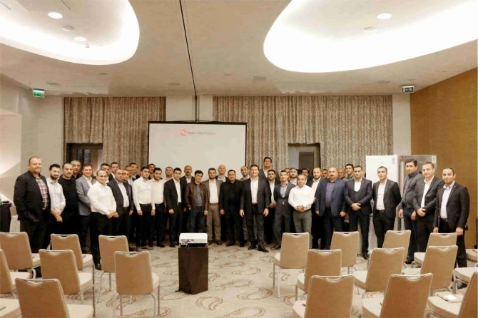 Baku Electronics стал эксклюзивным дистрибьютером Whirlpool - ФОТО Baku Electronics стал эксклюзивным дистрибьютером Whirlpool - ФОТО