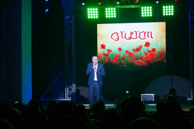 Konserti mərhum həyat yoldaşına həsr etdi: 