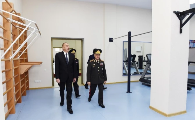 Ильхам Алиев на открытии нового здания Полицейской академии - ФОТО