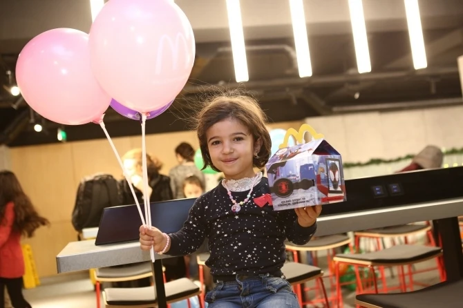 Новый ресторан McDonald’s открылся вблизи станции метро Сахиль - ФОТО