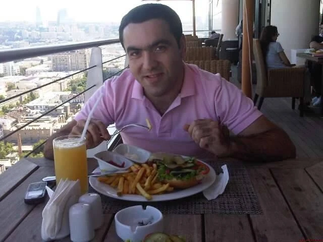 Azərbaycanda dəhşətli qəzada ölən vəzifəli şəxsin - FOTOLARI