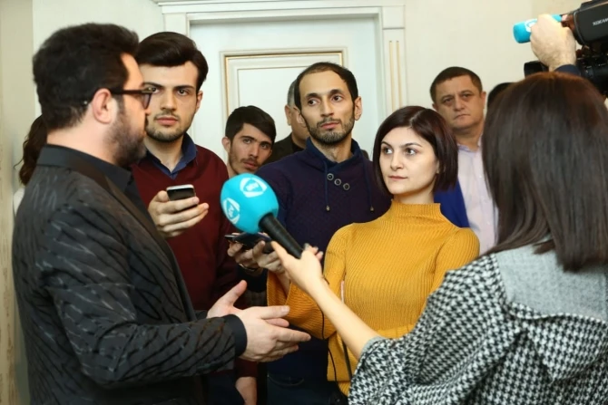 Serkan Kaya azərbaycanlı sənətçilərdən danışdı: 