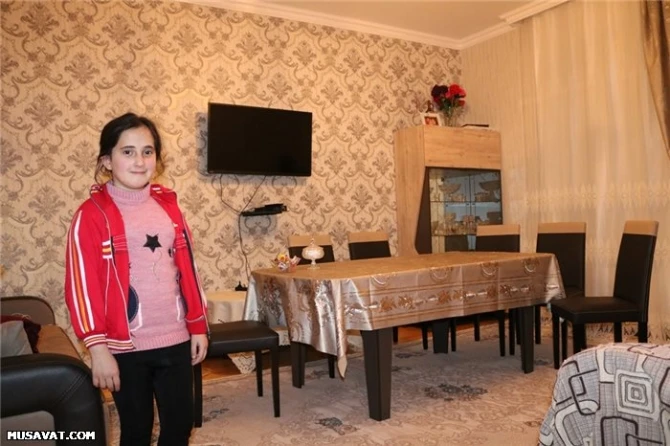 İcra başçısı ölən süpürgəçinin qızları üçün ev tikdirdi - VİDEO,FOTO
